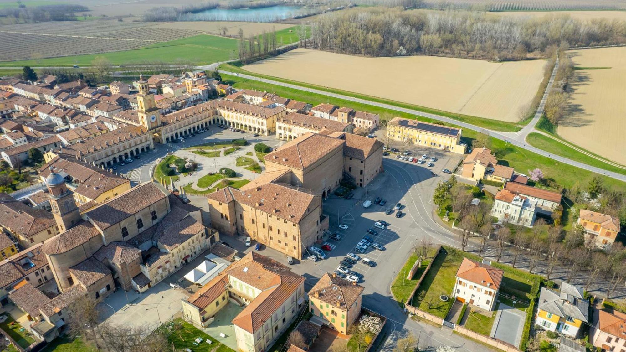 Albergo Ligabue Guastalla Exterior foto